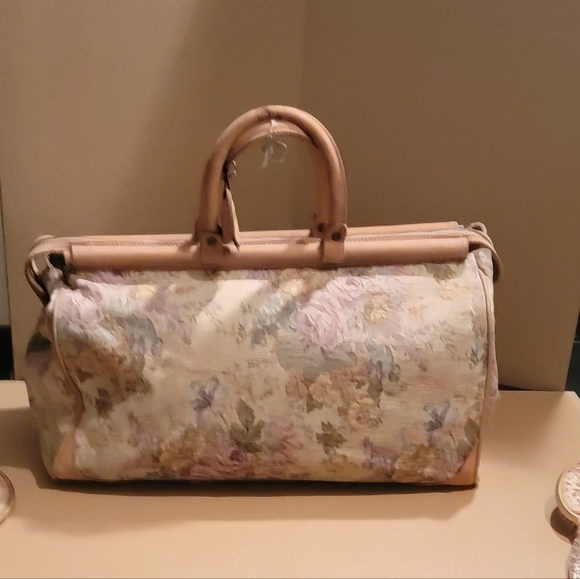 VINTAGE FRENCH TAPESTRY TRAVELLING BAG 10X11X20" - Picture 5 of 10